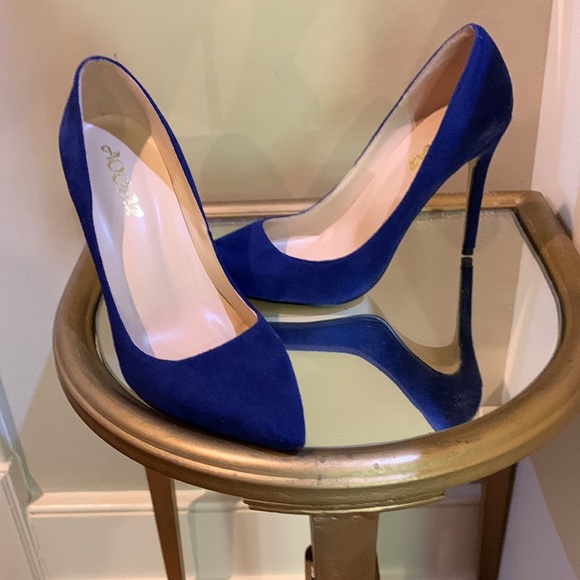 Shoes - High heels